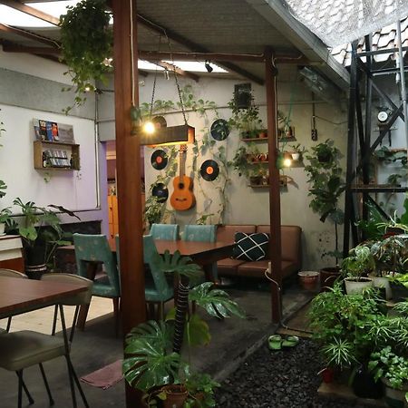 Semeru Hostel Malang (Adults Only) Exterior photo